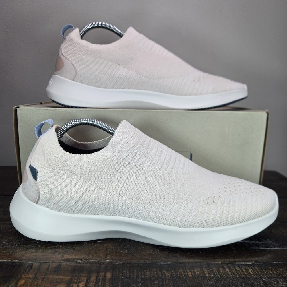 NEW Vessi Everyday Move Slip On Womens Size 11 Waterproof Shoes Clay Beige